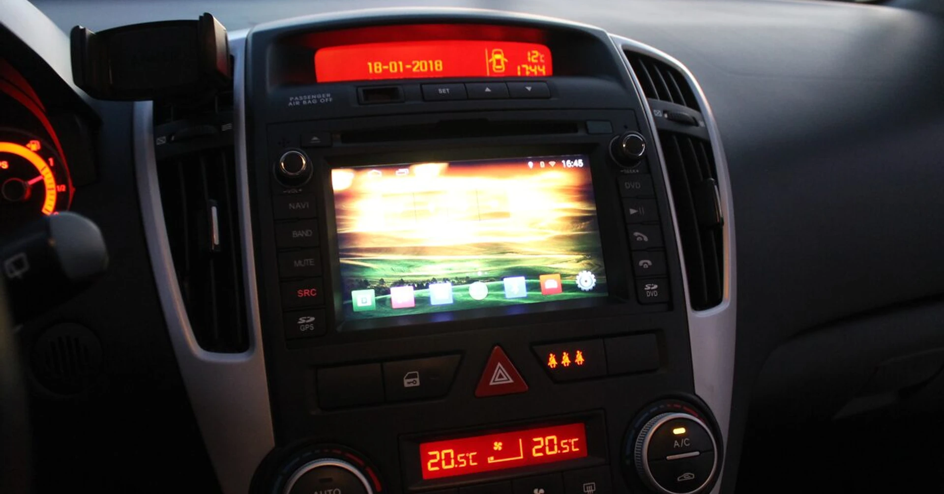 Kia Cee'd 2014 : autoradio GPS Android