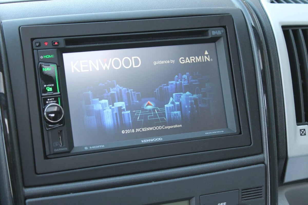 Camping-car Dethleffs sur Ducato 2019 : GPS Kenwood DNX451RVS paramétré