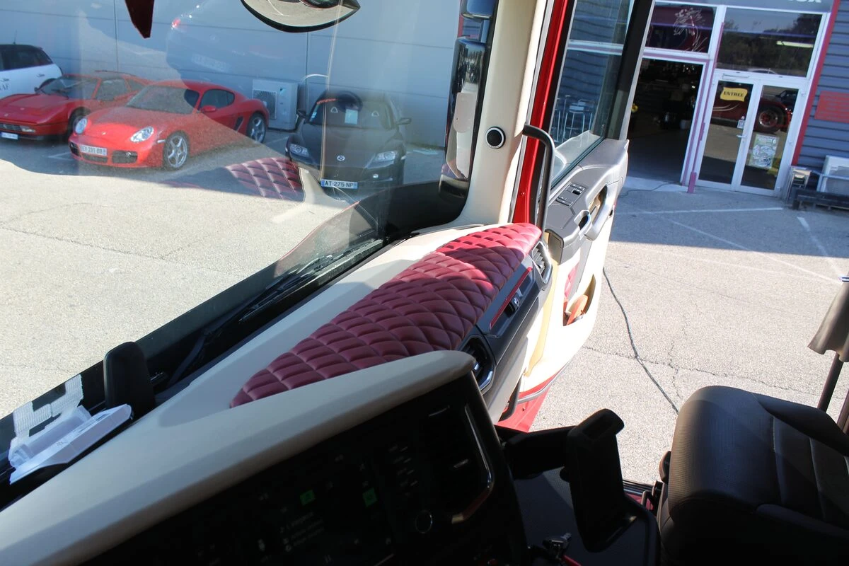 Scania 2019 : sonorisation complète BLAM et Rockford Fosgate
