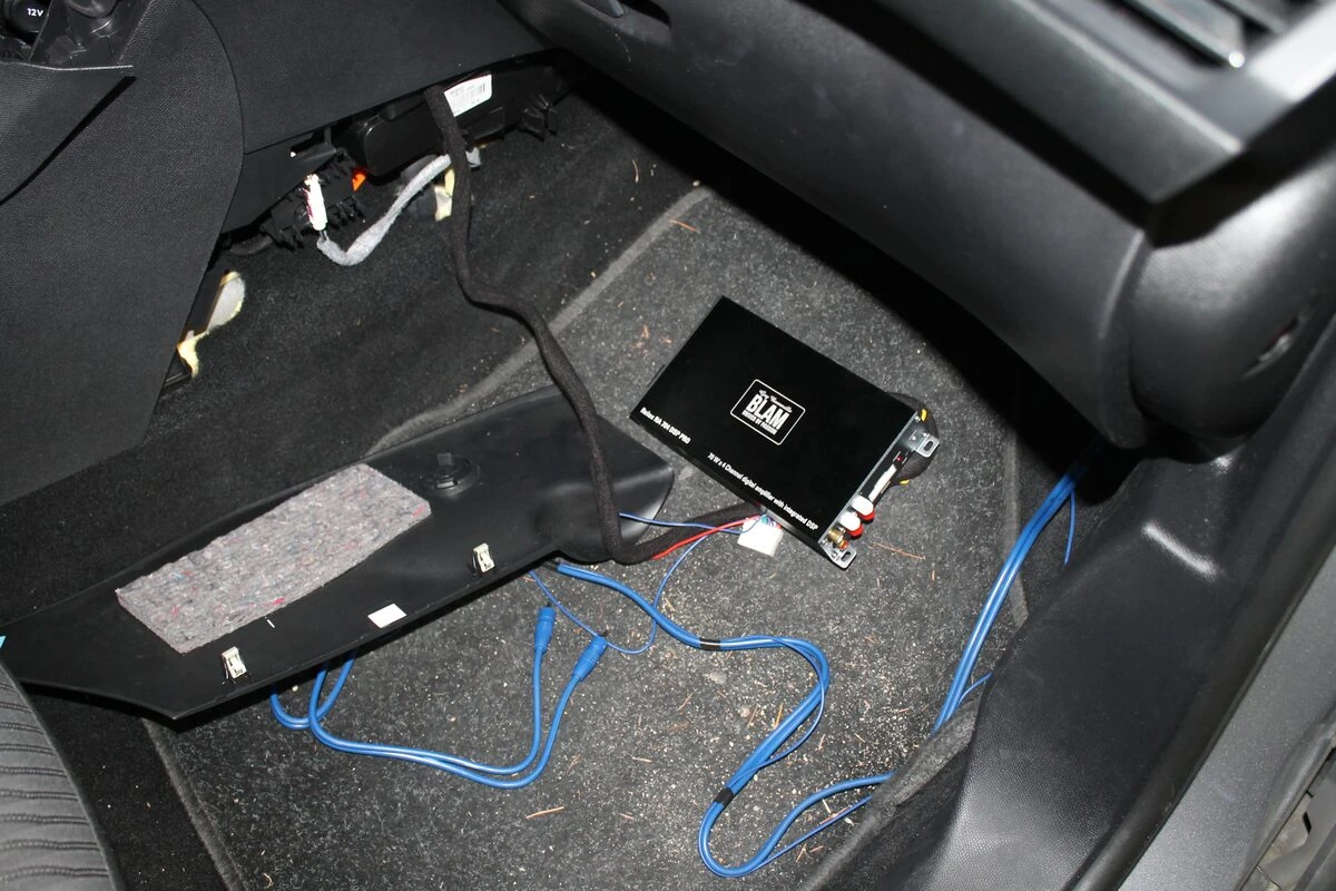 Peugeot : son amélioré avec ampli BLAM RA704DSP Pro et kits BLAM
