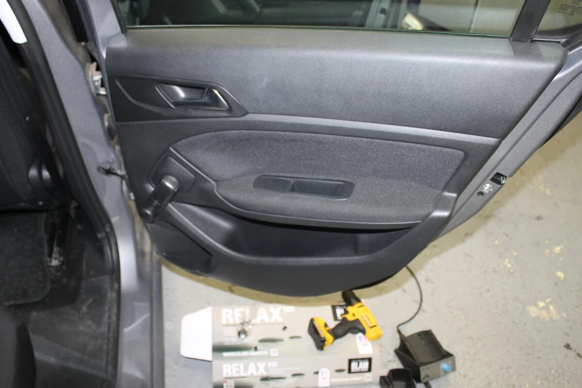 Peugeot : son amélioré avec ampli BLAM RA704DSP Pro et kits BLAM