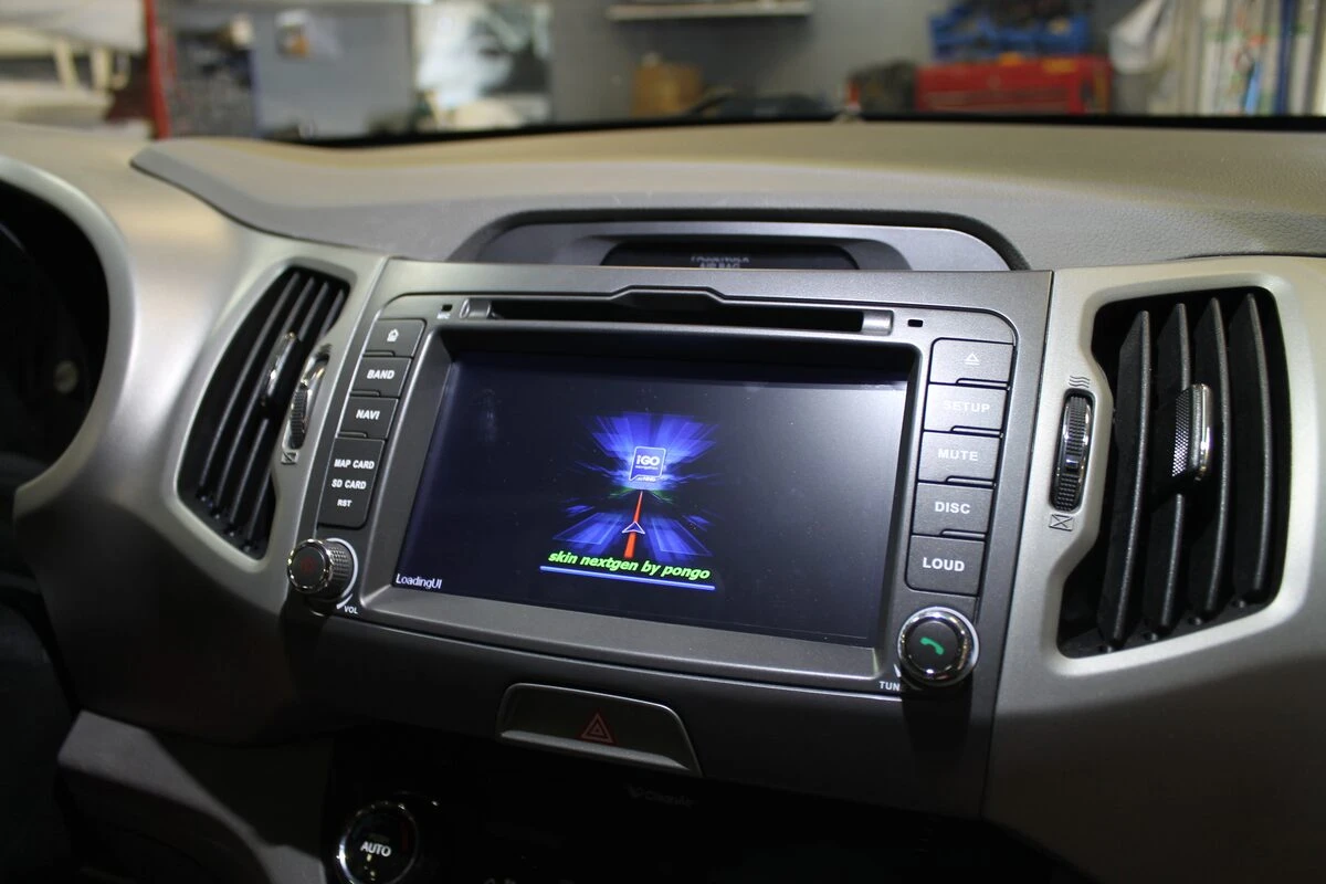 Kia Sportage 2012 : autoradio GPS Android à grand écran