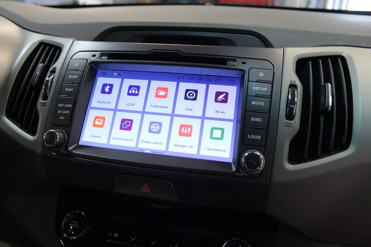 Kia Sportage 2012 : autoradio GPS Android à grand écran