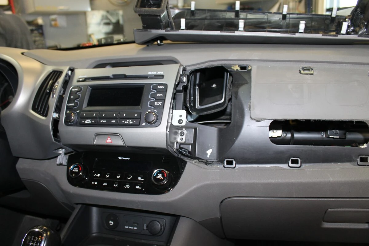 Kia Sportage 2012 : autoradio GPS Android à grand écran