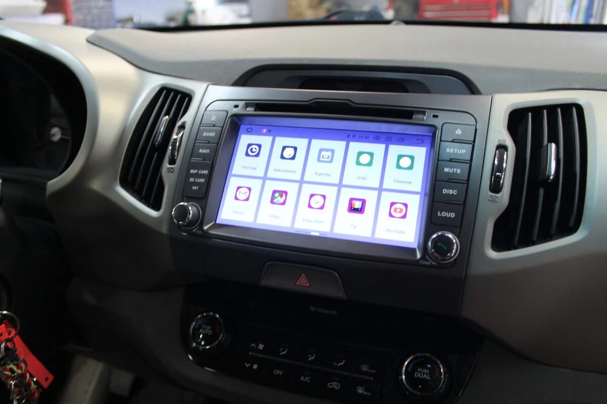 Kia Sportage 2012 : autoradio GPS Android à grand écran