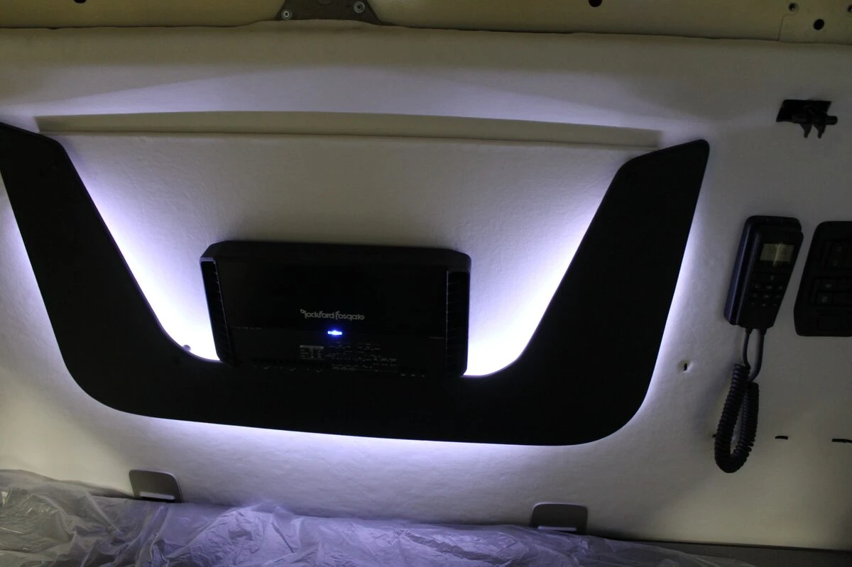 Scania 2018 : sonorisation complète BLAM et Rockford Fosgate, cabine insonorisée