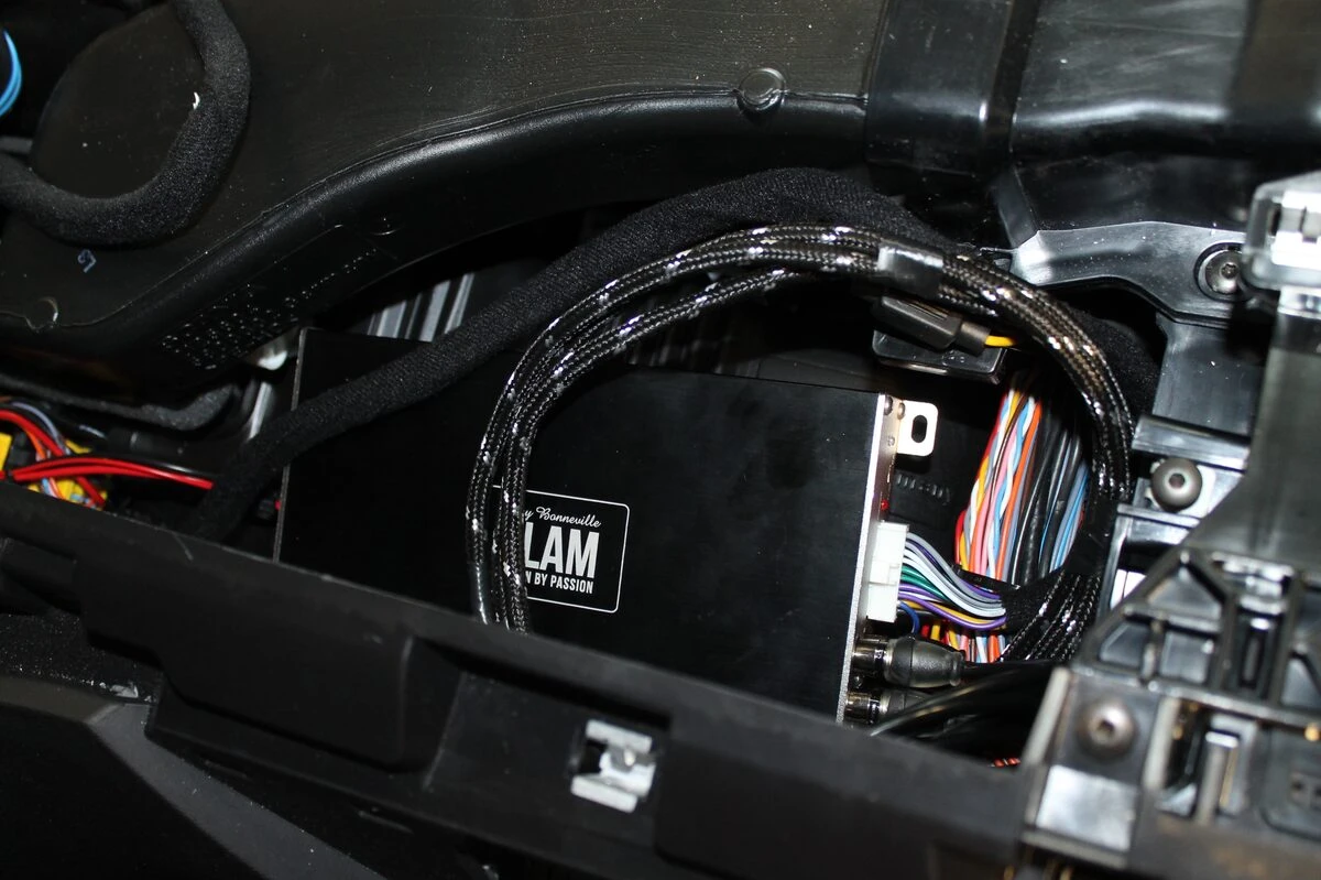 Scania 2018 : sonorisation complète BLAM et Rockford Fosgate, cabine insonorisée
