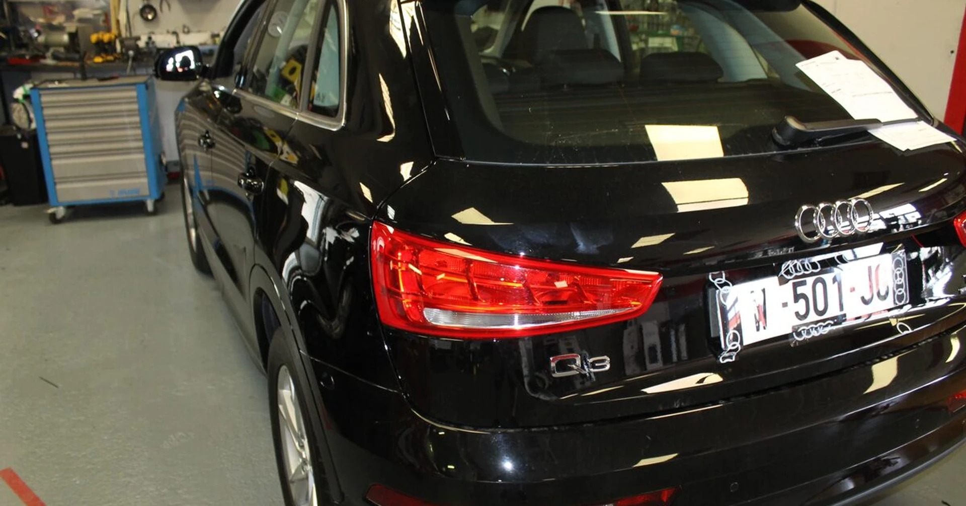 Audi Q3 2017 : aide au stationnement avant ajoutée