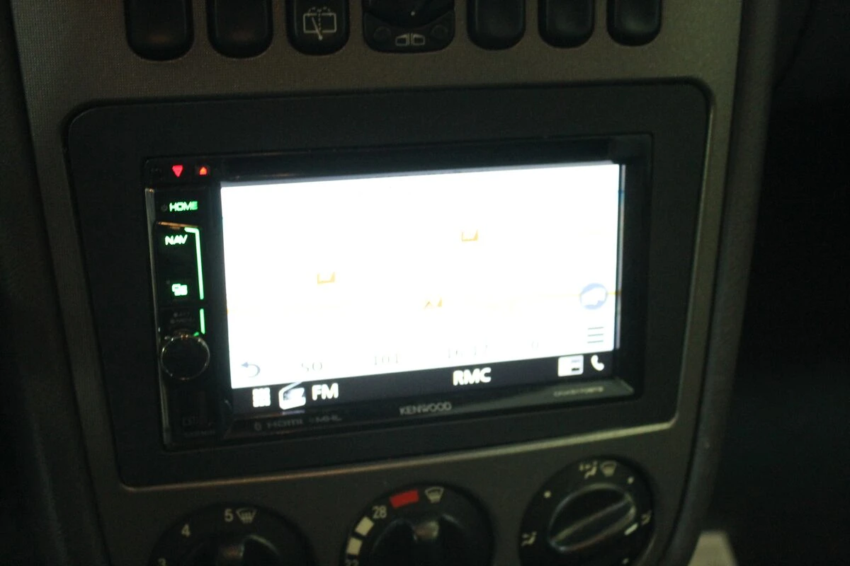 Mercedes Classe A : autoradio GPS Kenwood double DIN