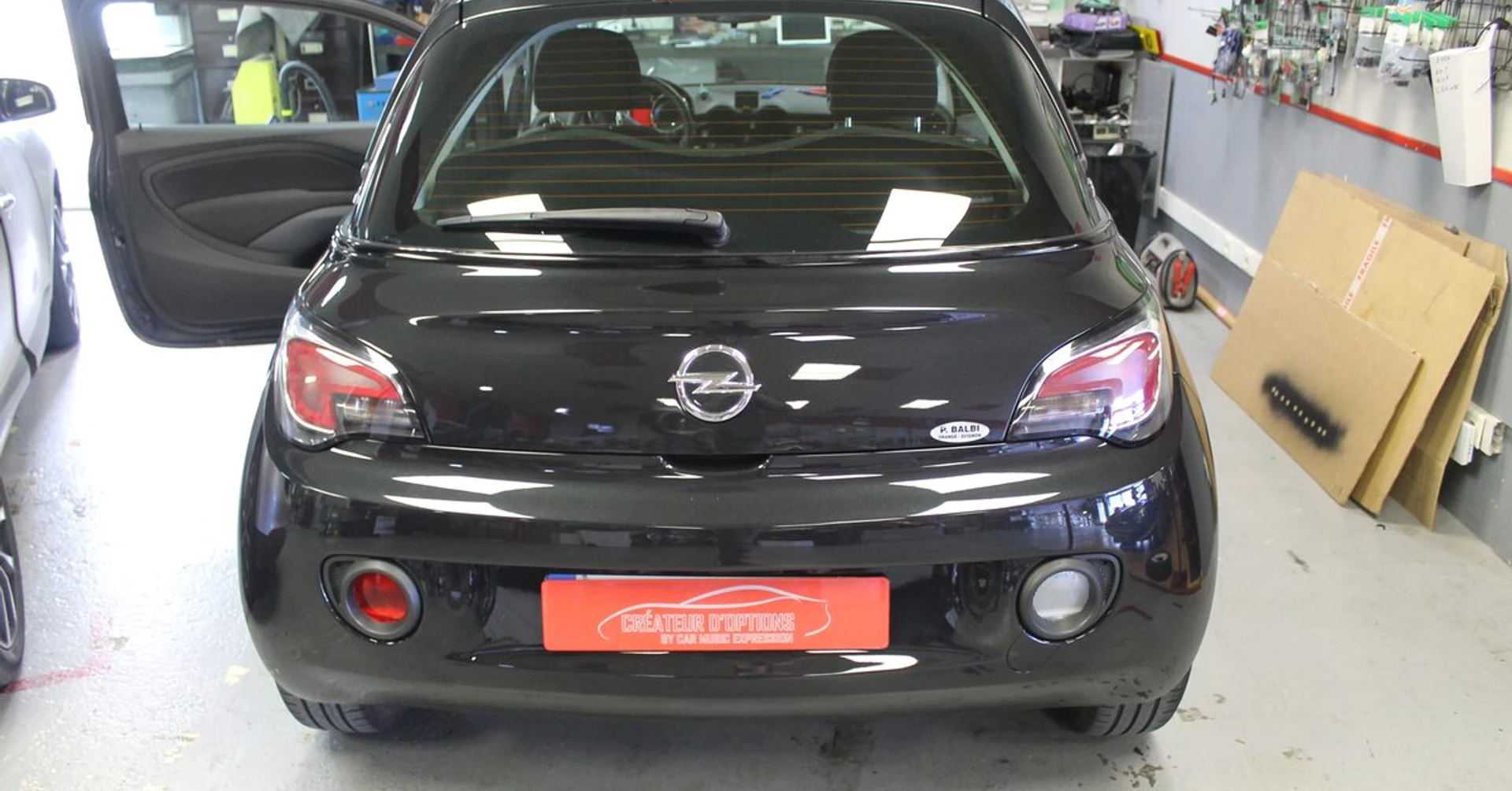 Opel Adam 2018 : kit mains libres Parrot A2DP logo Opel