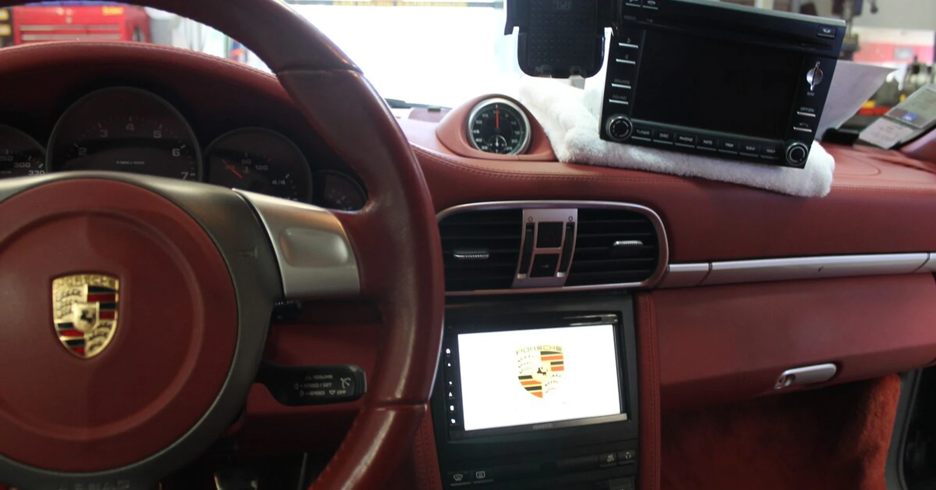 Porsche 997 : Kenwood DNX5180DABS, caméra et Android Auto
