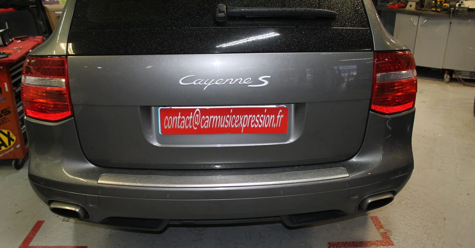 Porsche Cayenne S : autoradio GPS et système Bose conservé