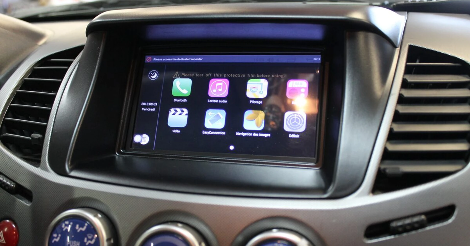 Mitsubishi L200 : autoradio GPS Android et caméra de recul