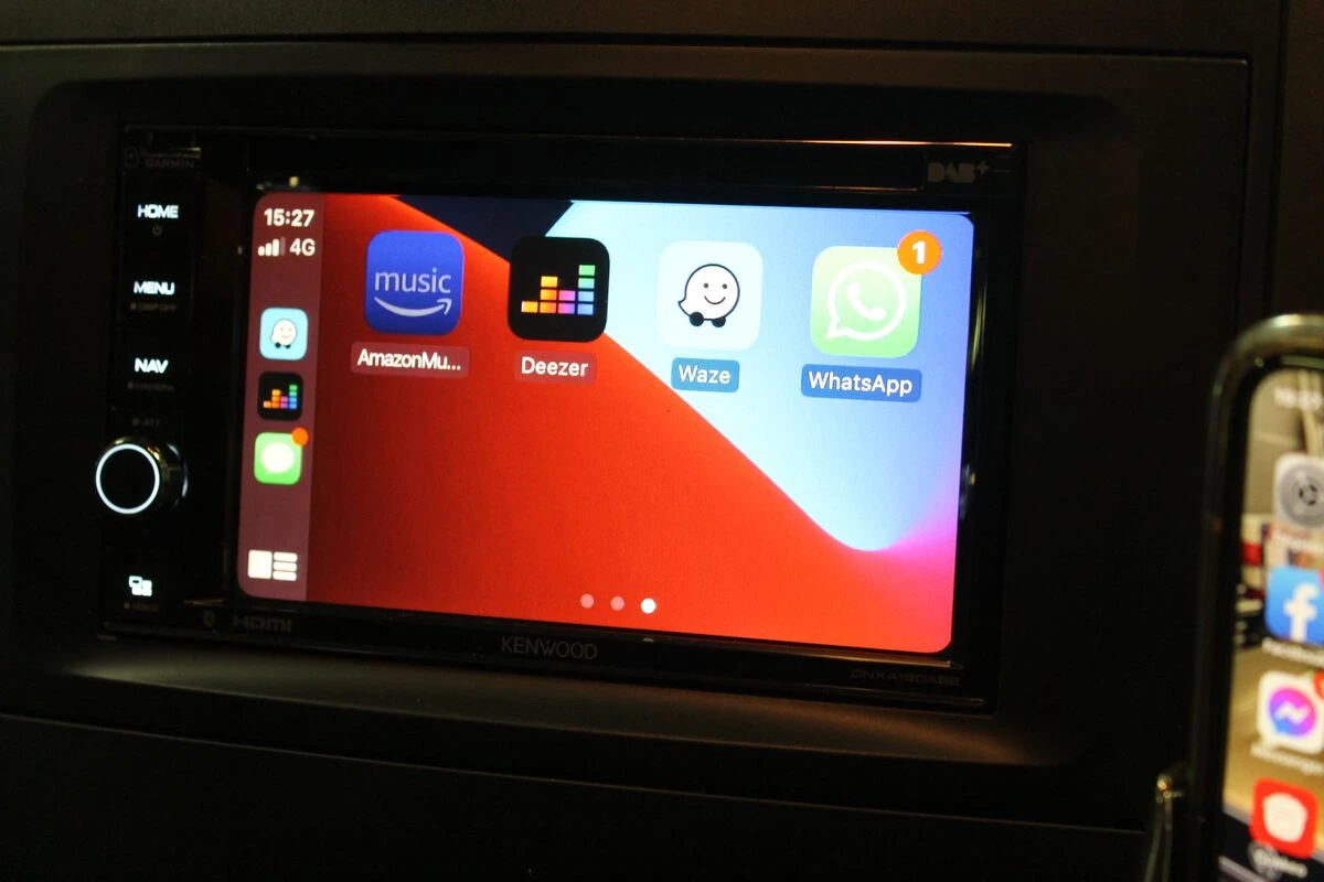 Mercedes Vito : Kenwood DNX419DABS avec CarPlay et Android Auto