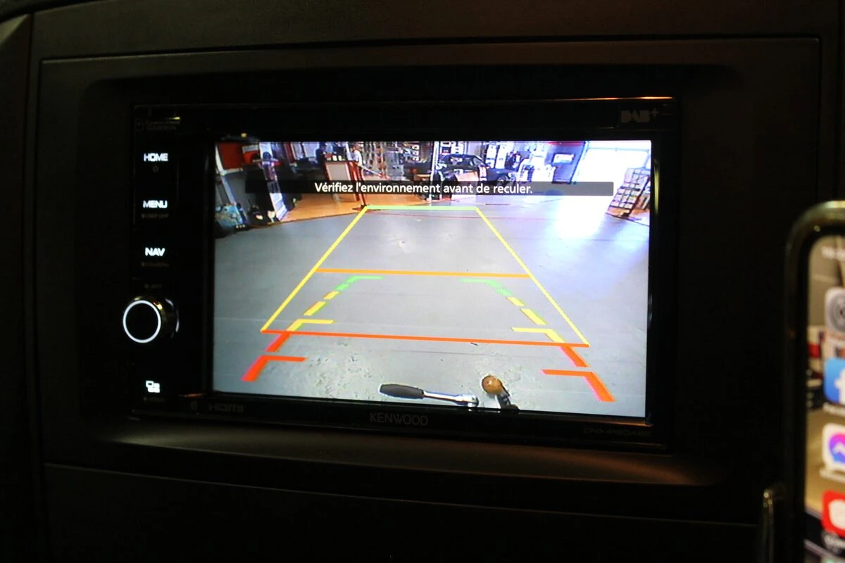 Mercedes Vito : Kenwood DNX419DABS avec CarPlay et Android Auto