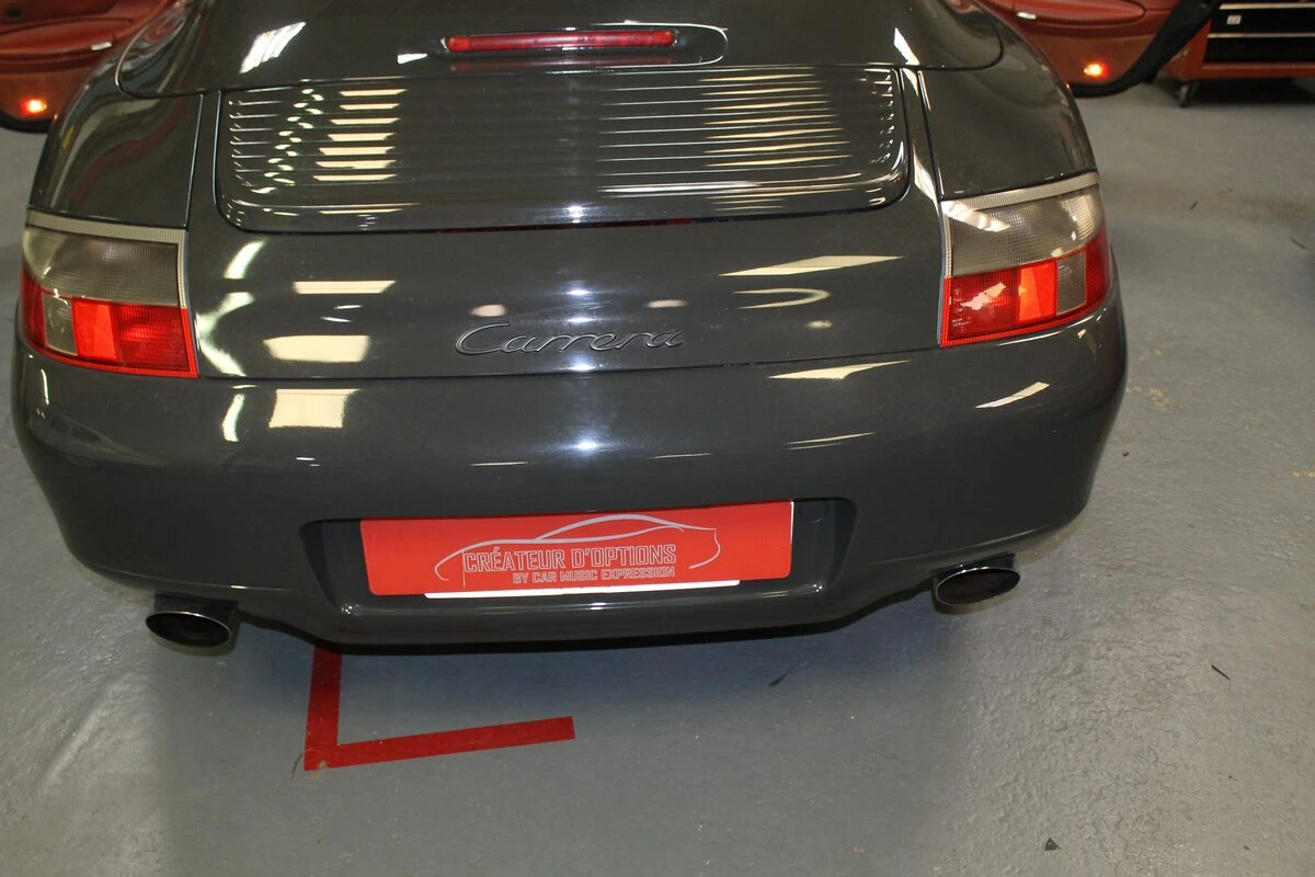 Porsche 996 Carrera cabriolet : Kenwood, BLAM et caméra de recul