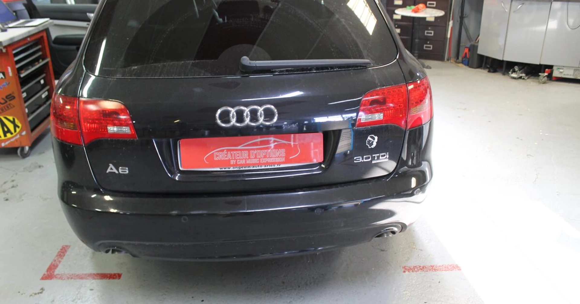 Audi A6 : réparation du calculateur tuner fibre optique