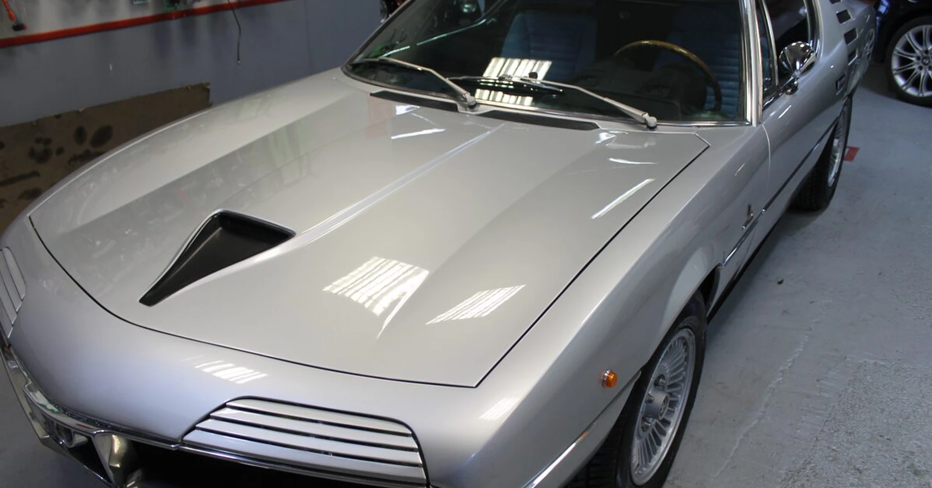 Alfa Romeo Montreal : pompes à essence et lustrage complet
