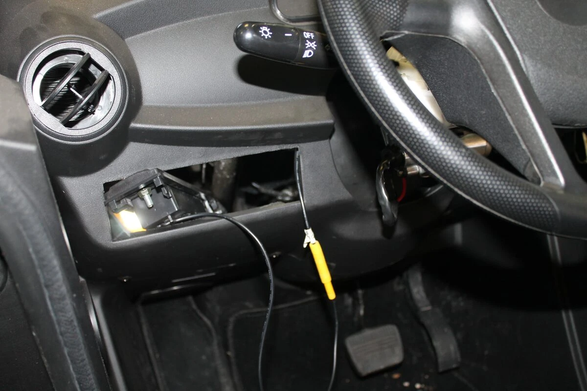 Renault Twizy : autoradio JVC Bluetooth