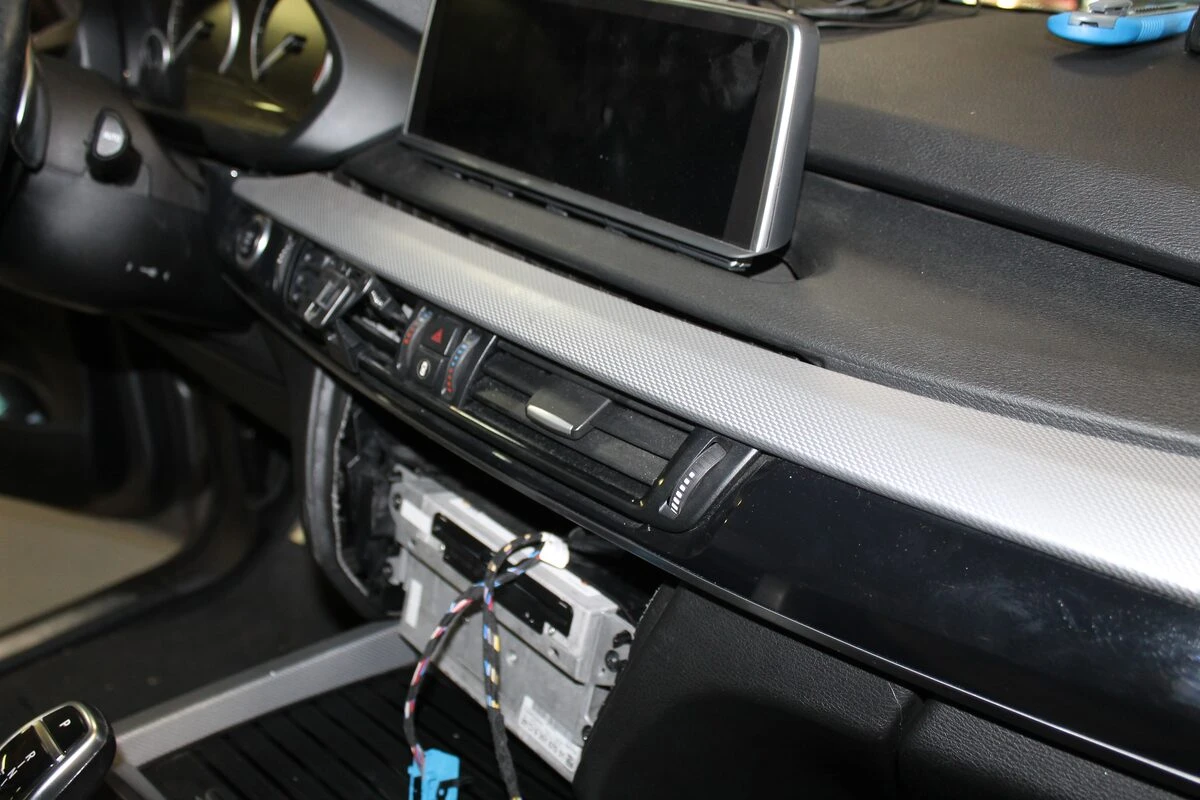 BMW X5 F15 : Apple CarPlay sur l'écran d'origine