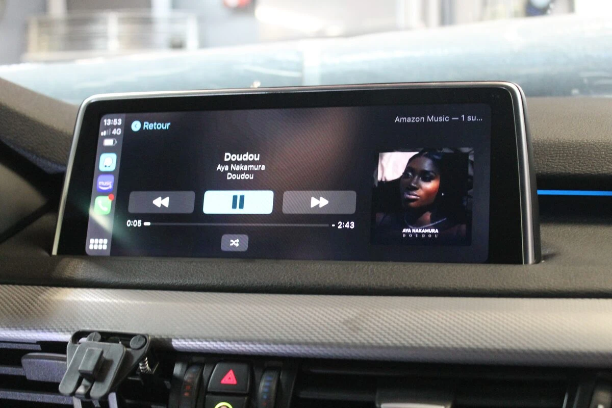 BMW X5 F15 : Apple CarPlay sur l'écran d'origine