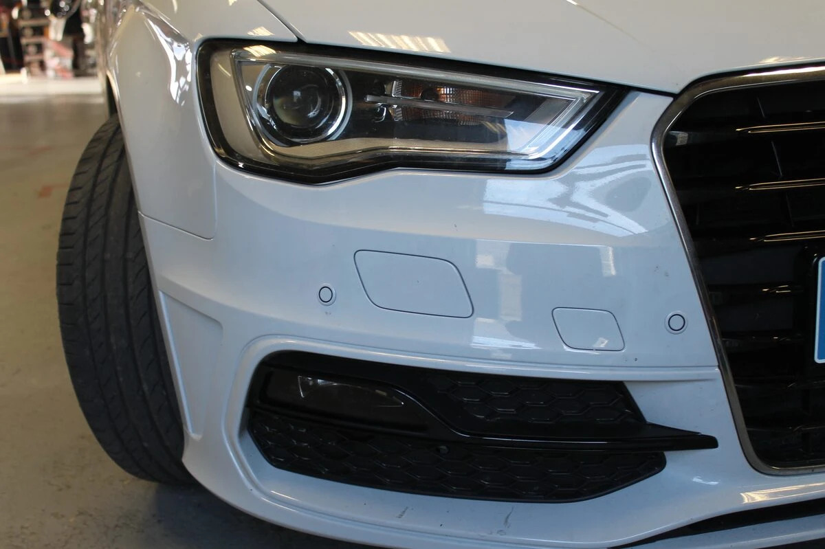 Audi A3 Sportback : radars avant et arrière activés au freinage