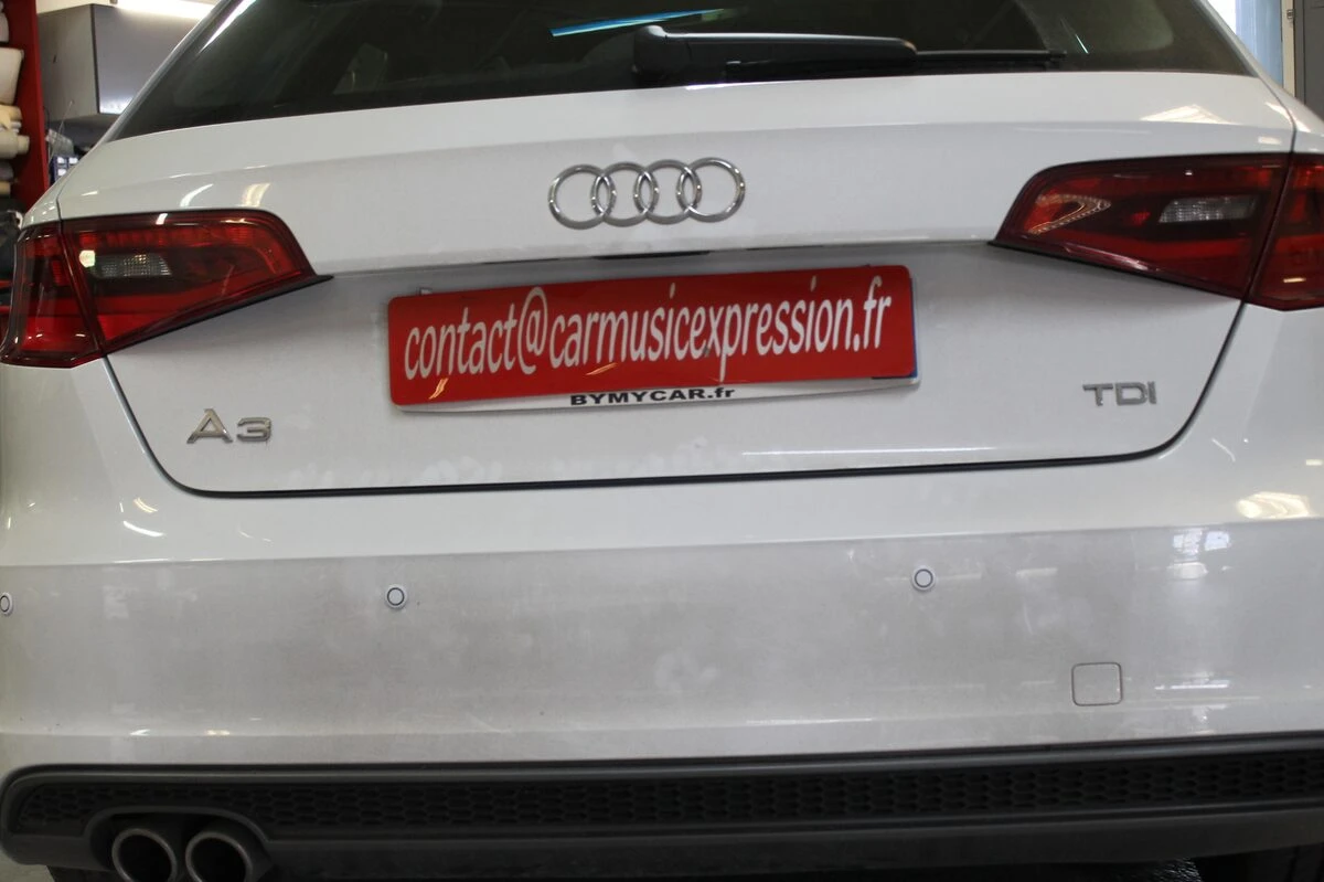 Audi A3 Sportback : radars avant et arrière activés au freinage