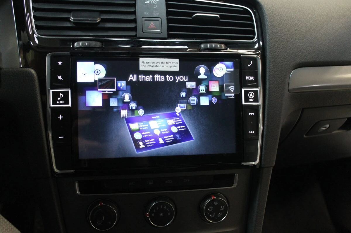 Volkswagen Golf 7 : autoradio GPS Alpine 9 pouces