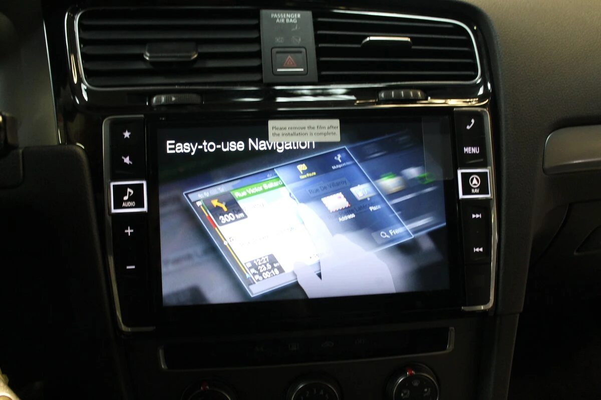 Volkswagen Golf 7 : autoradio GPS Alpine 9 pouces