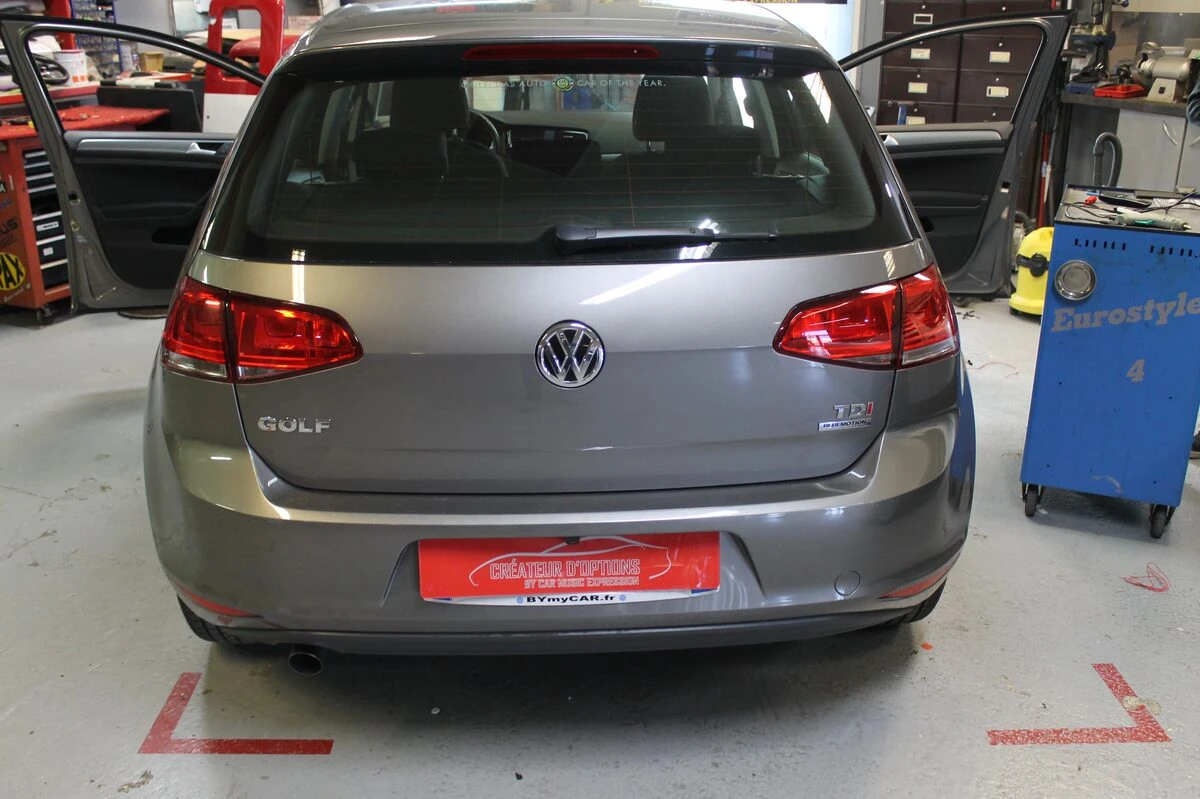 Volkswagen Golf 7 : autoradio GPS Alpine 9 pouces