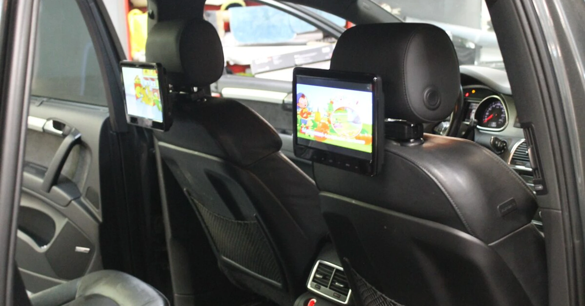 Audi Q7 : écrans tablettes Android sur appuie-tête