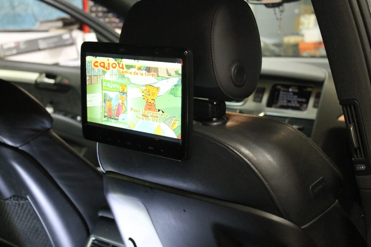 Audi Q7 : écrans tablettes Android sur les appuie-tête