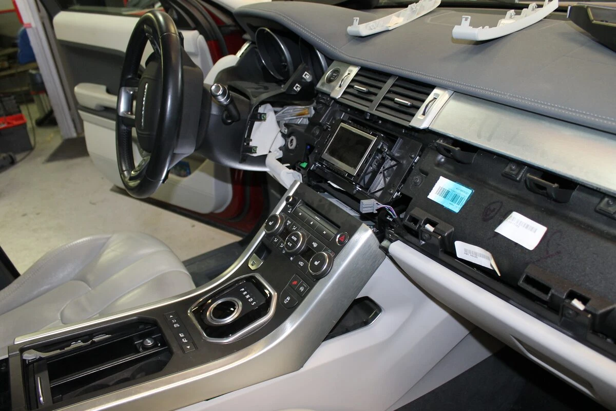 Range Rover Evoque : création de l'option streaming Bluetooth
