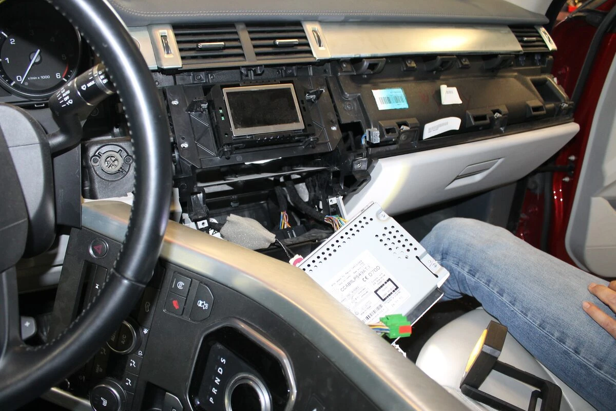 Range Rover Evoque : création de l'option streaming Bluetooth