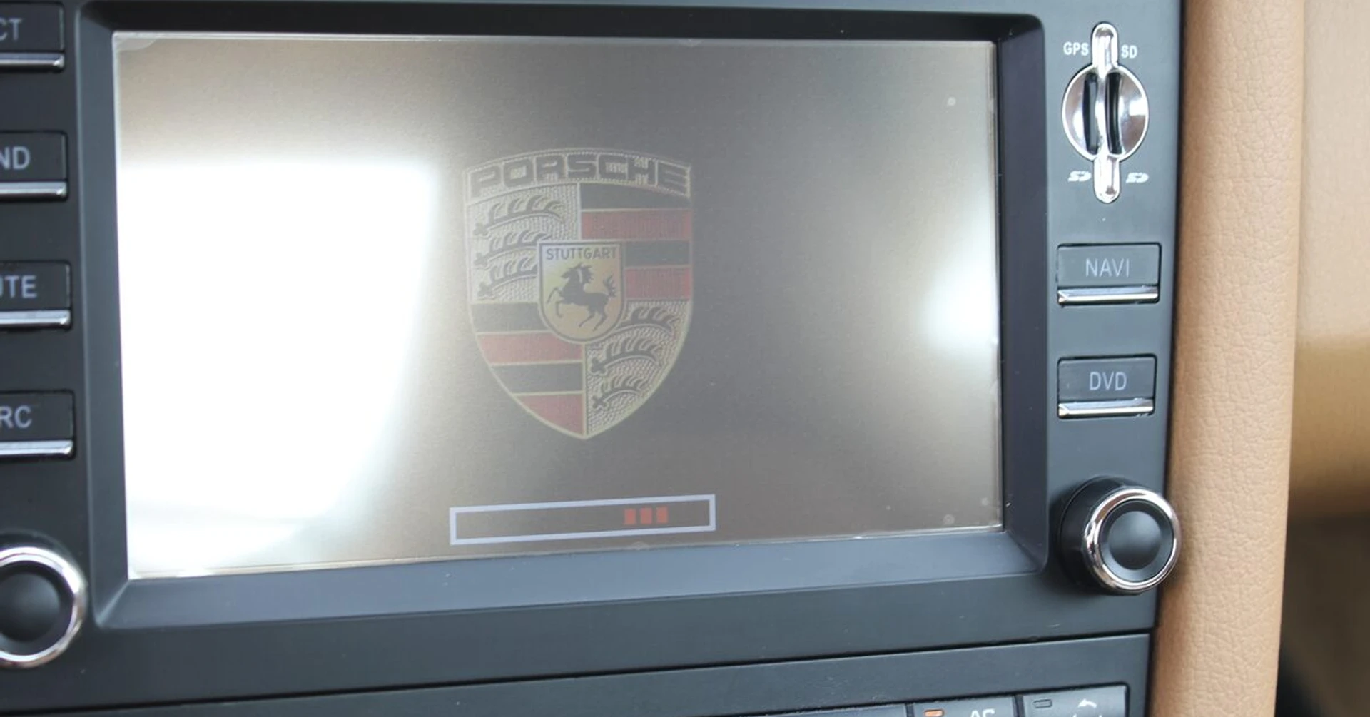 Porsche Cayman : autoradio GPS, Bluetooth et navigation