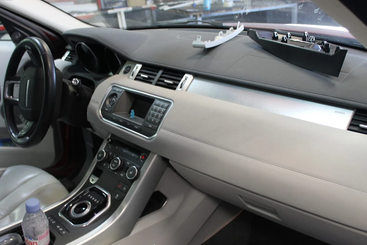 Range Rover Evoque : création de l'option streaming Bluetooth
