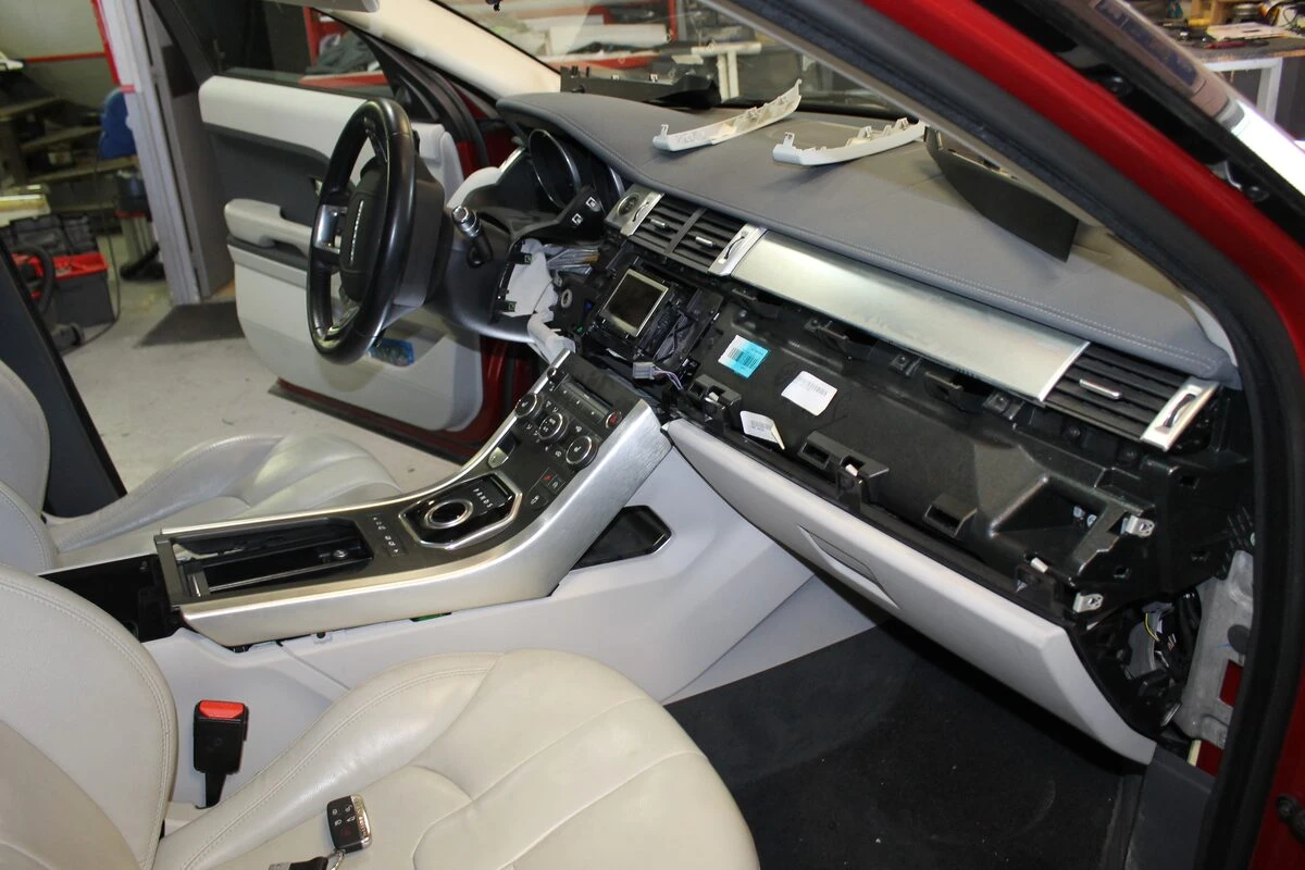 Range Rover Evoque : création de l'option streaming Bluetooth