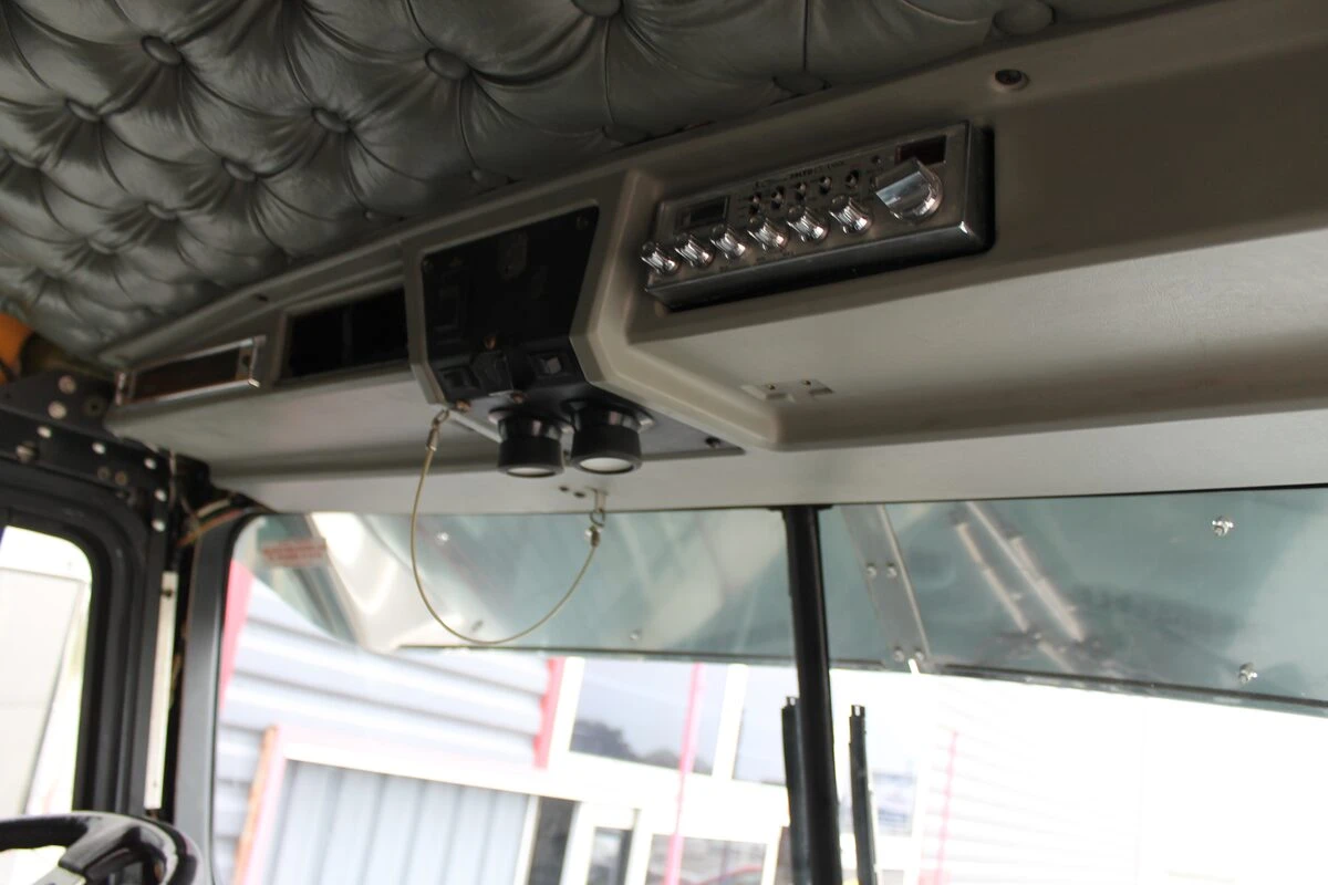 Kenworth : début d'une sonorisation complète BLAM et Rockford Fosgate