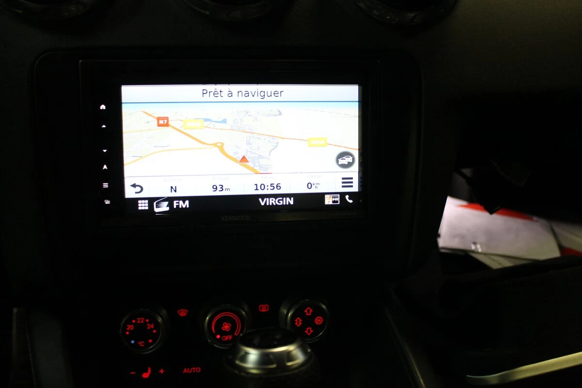 Audi TT : GPS Kenwood DNX5180BTS avec sono Bose conservée