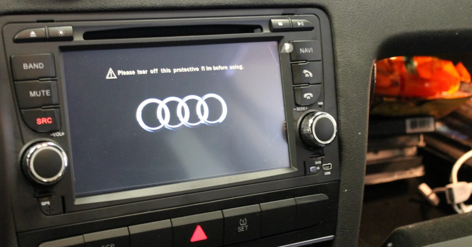 Audi A3 cabriolet 2012 : autoradio GPS, DVD et USB