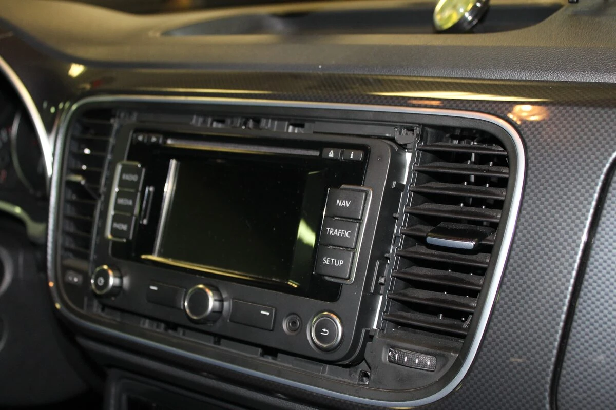 Volkswagen Beetle : ampli DSP Match, caisson et BLAM Live 165.85