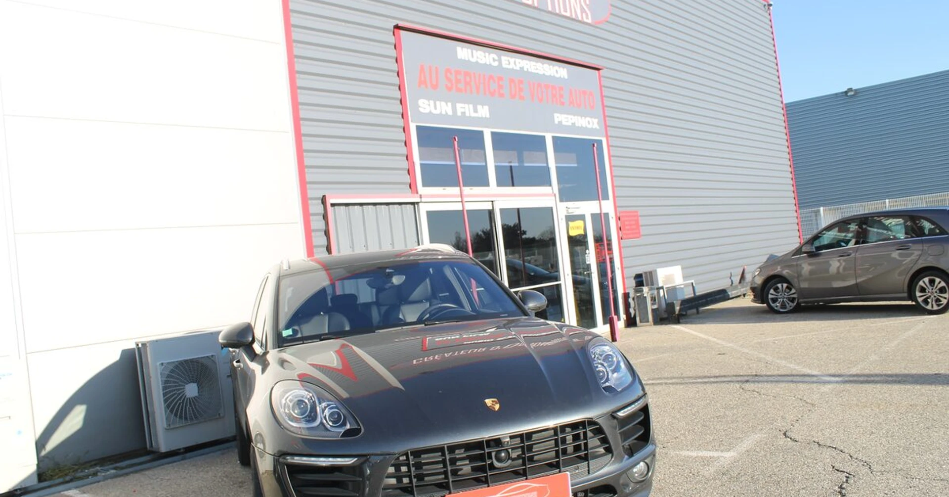 Porsche Macan : amplificateur BLAM RA704DSP Pro