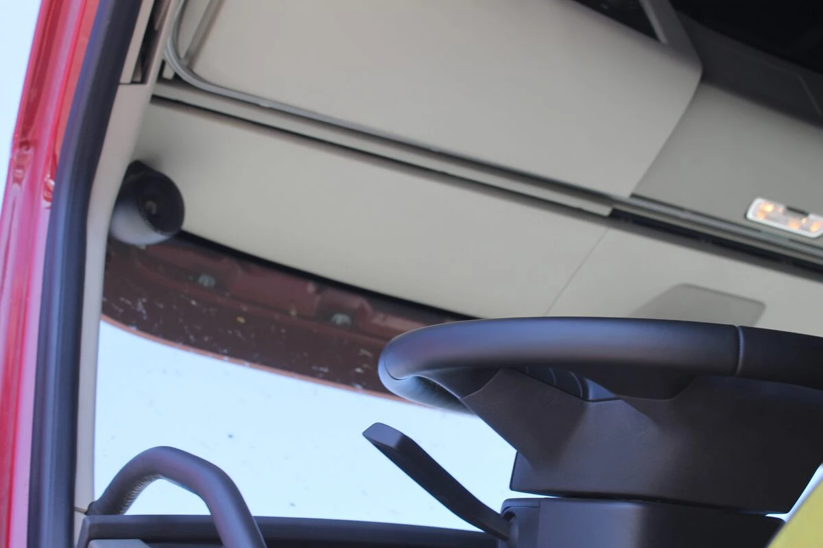 Camion Volvo 2017 : autoradio GPS Kenwood à cartographie poids lourd