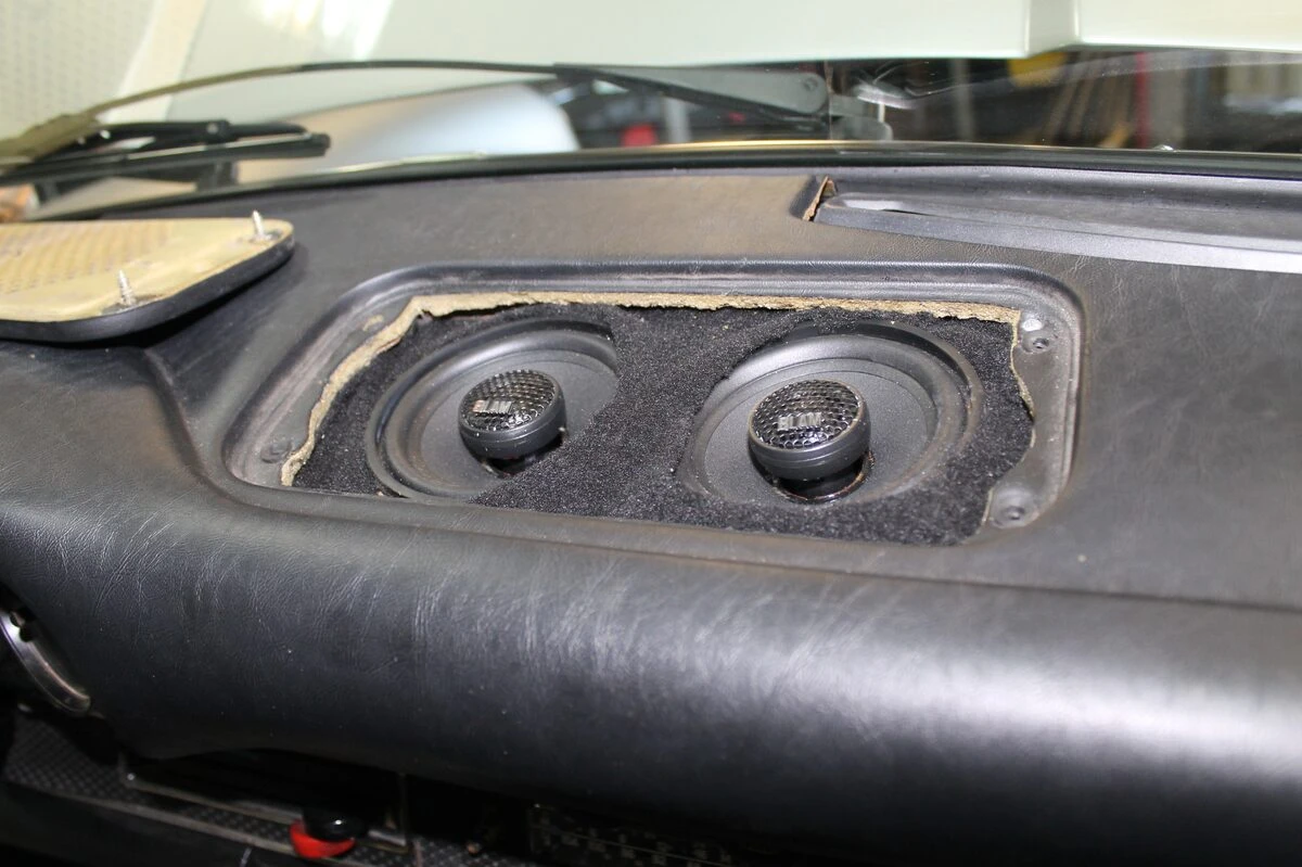 Porsche 911 T : haut-parleurs BLAM et streaming Bluetooth, look d'origine