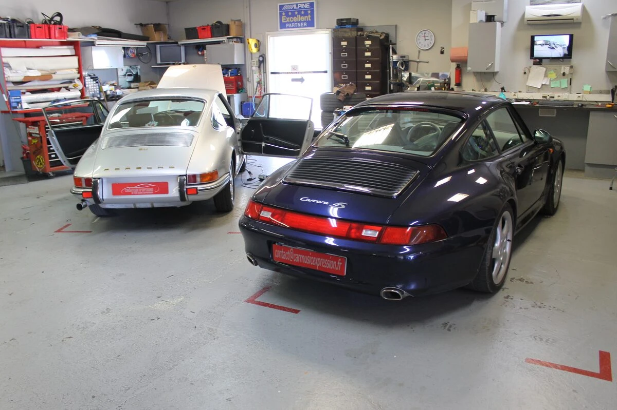 Porsche 911 T : haut-parleurs BLAM et streaming Bluetooth, look d'origine