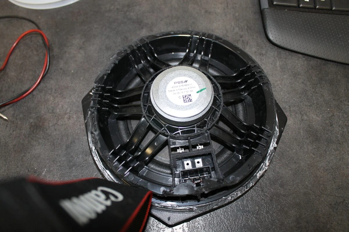 BMW X3 2015 : woofers remplacés et amplificateur Match PP41DSP