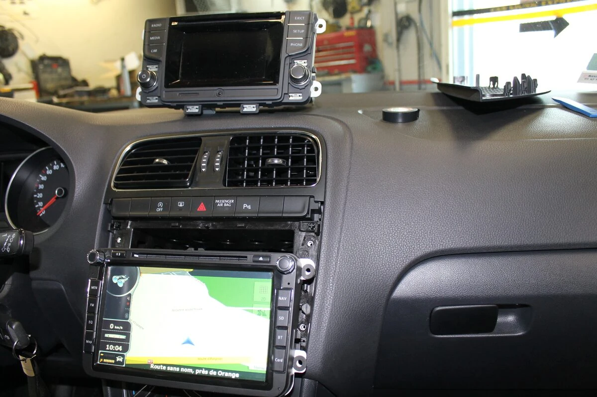 Volkswagen Polo 2015 : création d'un GPS complet sur l'origine