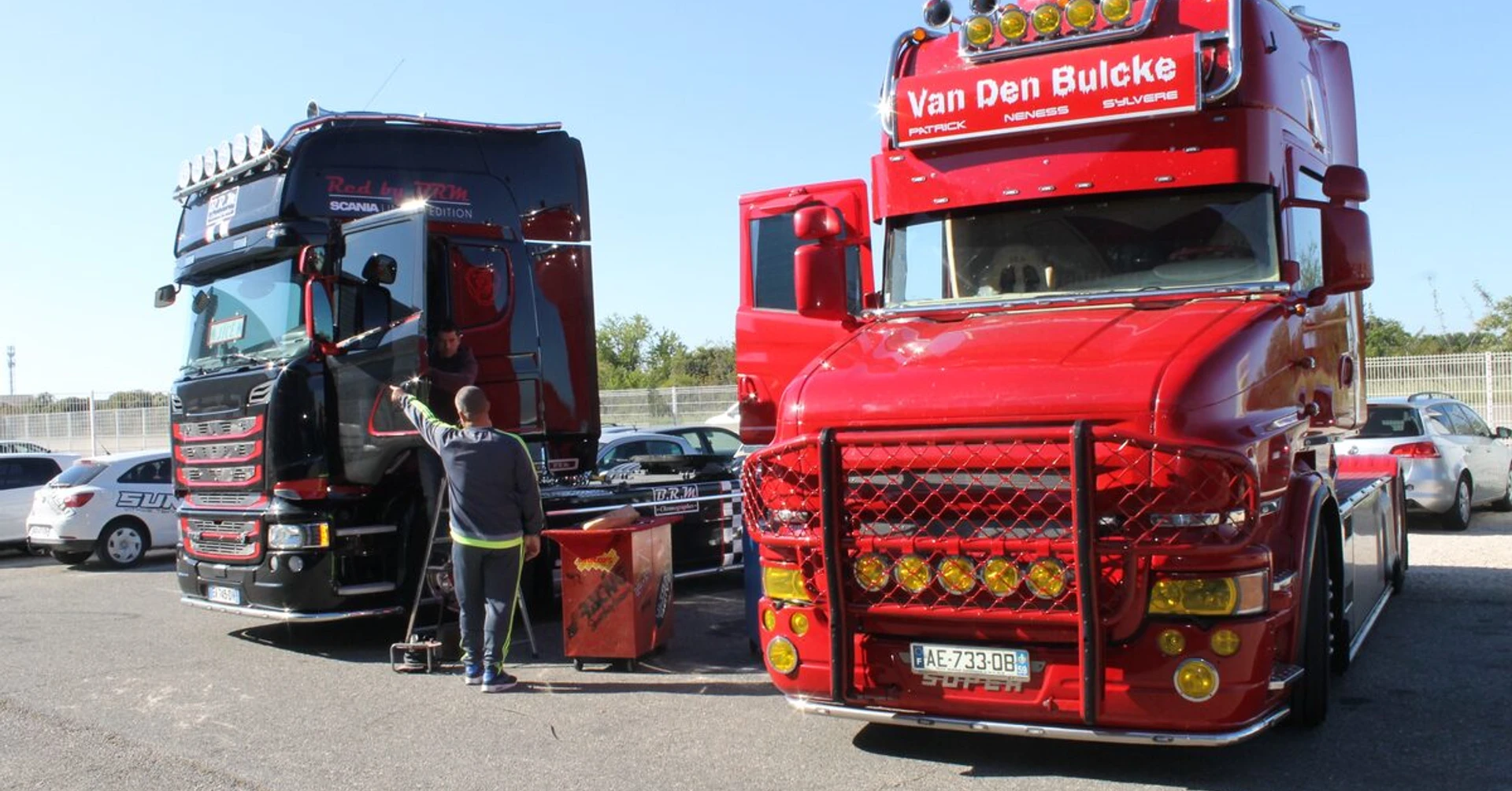 Scania : sono Rockford Fosgate, deux subwoofers de 30 cm