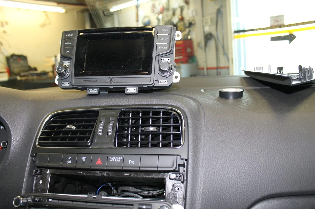 Volkswagen Polo 2015 : création d'un GPS complet sur l'origine
