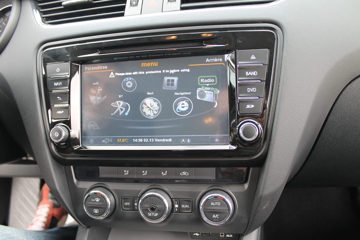 Skoda Octavia 3 : GPS et reprogrammation CAN bus